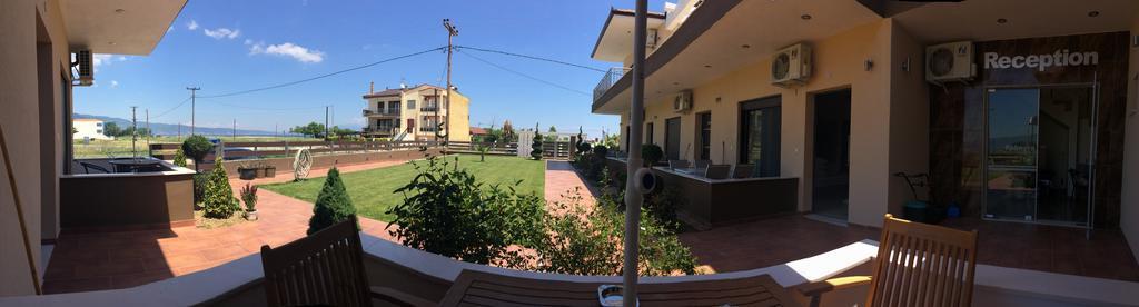 Palmyra Studios สตาวรอส ภายนอก รูปภาพ